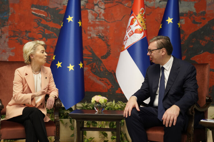 Vučić i fon der lajen