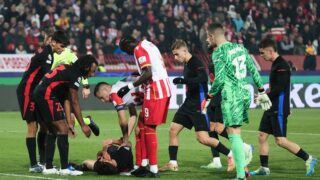 FK Barselona i FK Crvena zvezda Pau Kubarsi