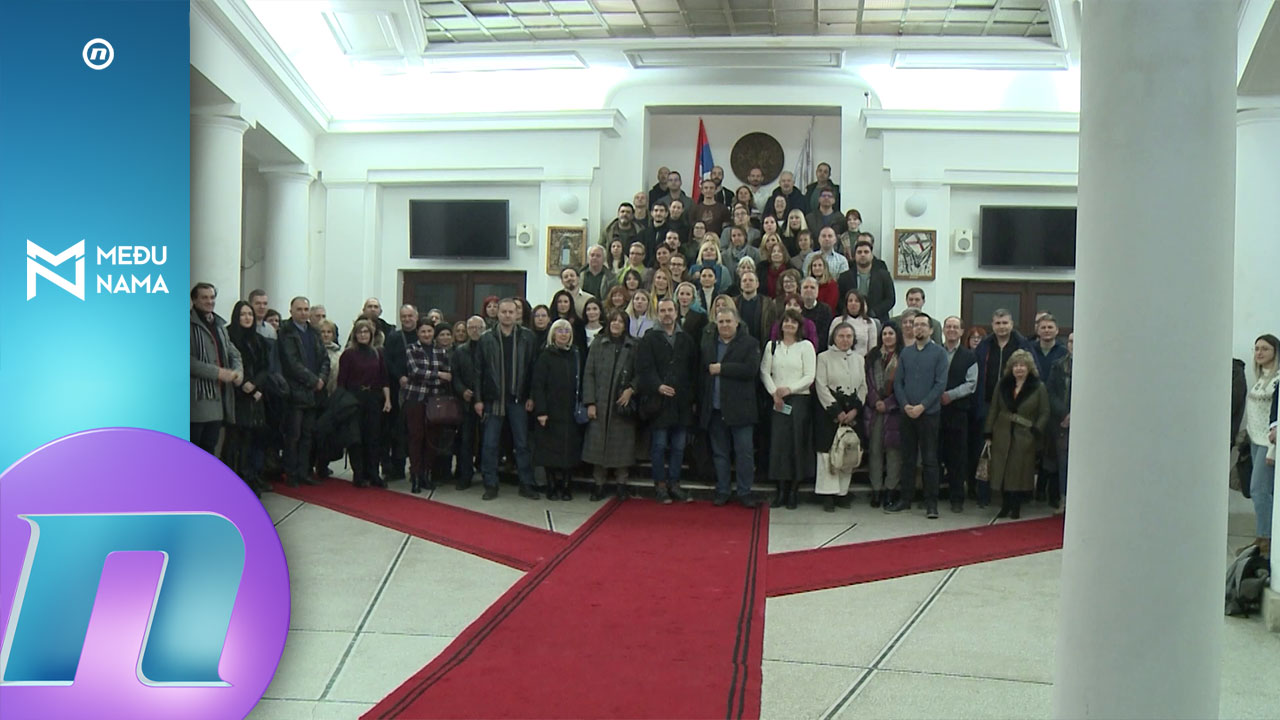 Gromoglasna profesorska podrška studentima u Nišu