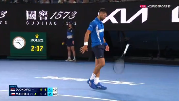 VIDEO Novak ovako još nije razbucao reket: Malo je falilo da bude pravi trik