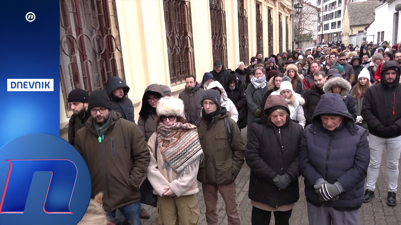 "4000 koraka za 4000 nastavnika": Pogledajte kako je protekao protest u Novom Sadu