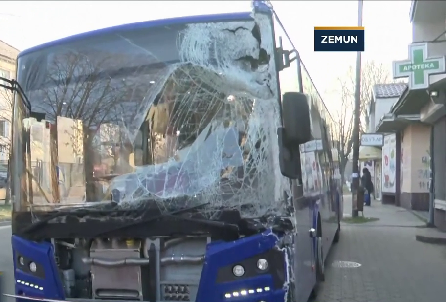 Sudar autobusa u Krajiškoj ulici