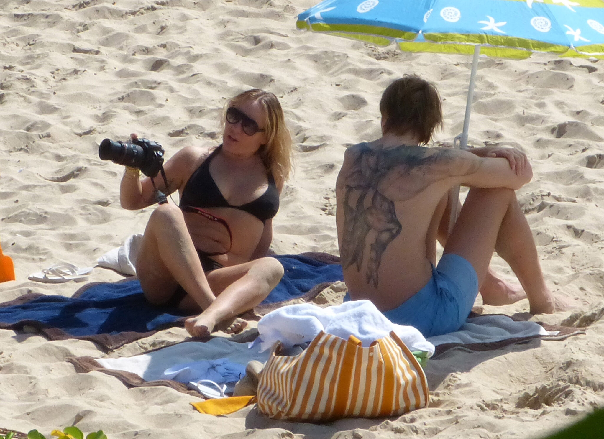 Каролин Ресивёр Засветила Грудь На Отдыхе В Майями Каролин Ресивёр Засветила Грудь На Отдыхе В Майями