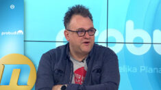 Studenti ne nude upad u Skupštinu već ljubav - Nenad Kulačin