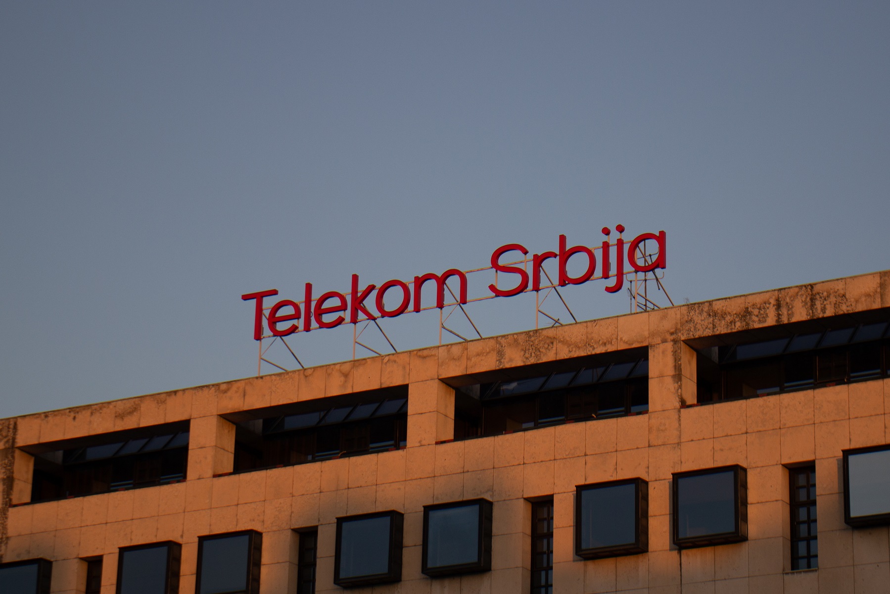 Telekom i njegovih 11 preduzeća: Profit pao za 97,2 odsto, broj zaposlenih porastao za 1.200