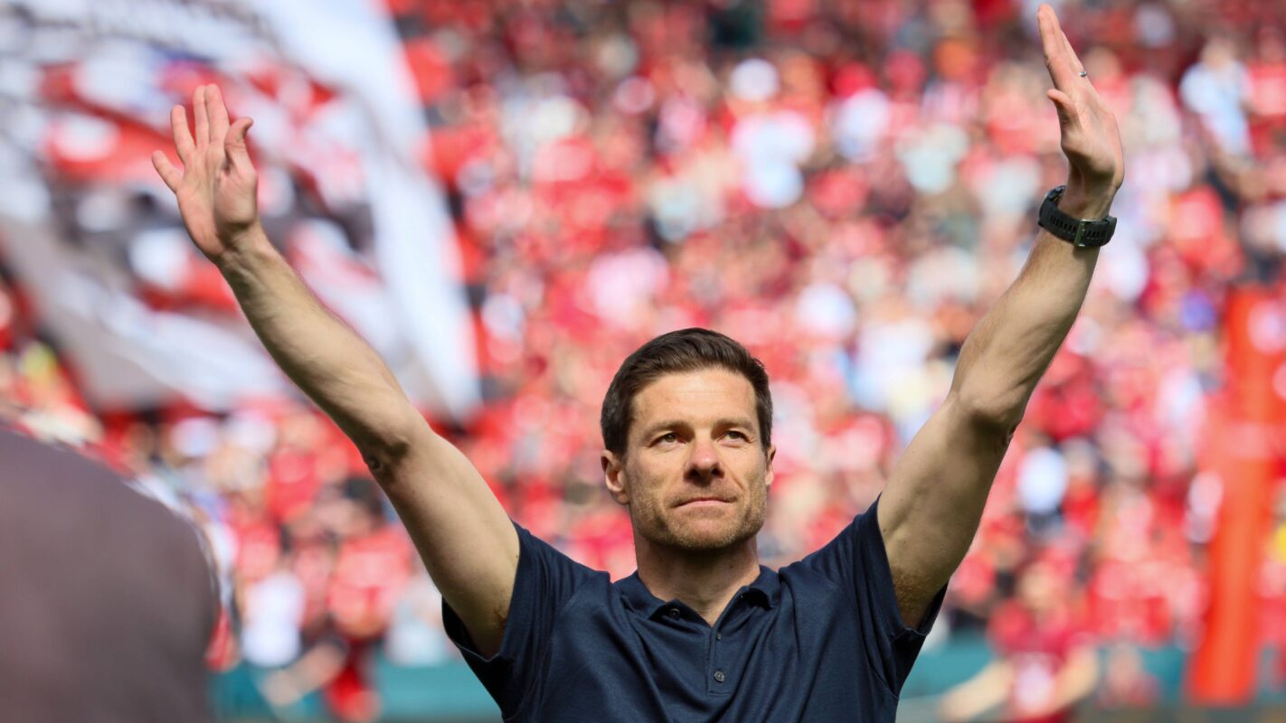 Alonso održao vleiki govor igračima pred derbi Lige šampiona: „Znam da mnogi žele da ode…“