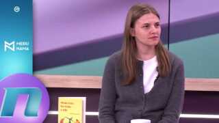 Radmila Petrović o novom romanu u stihu „Nisam znala šta nosim u sebi“