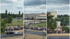 pristalica SNS kod SIV-a Foto_ Nova.rs