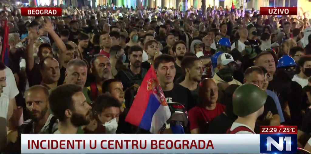 Veliki broj građana na ulicama