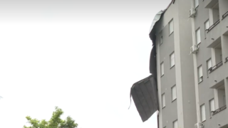 visi deo krova u Borči posle nevremena FOTO: Printscreen/N1