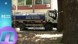 Cisterne sa vodom tek sad stigle u Institut za majku i dete