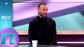 Otac Saša Petrović o narodu koji jedino iz pepela može da vaskrsne