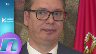 Vučićev poziv na dijalog beg od suštine