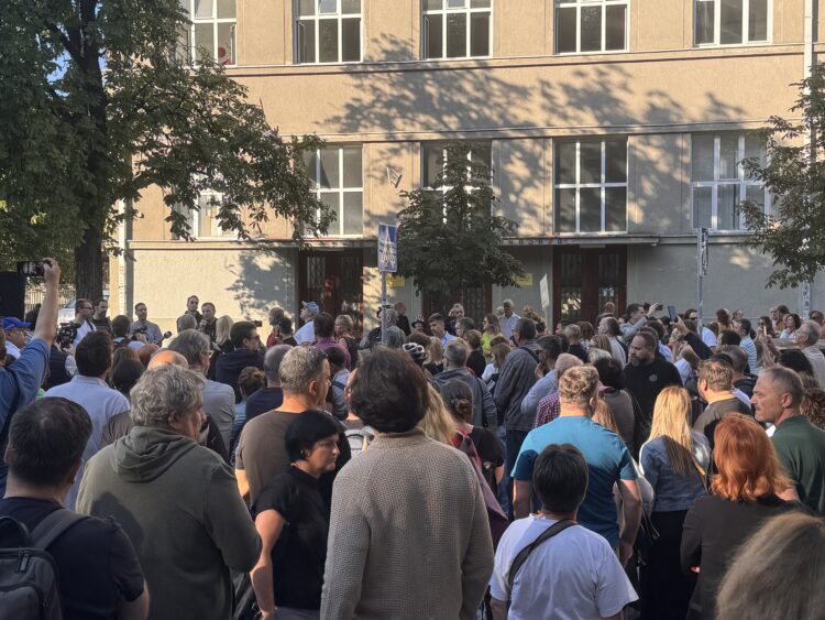 Peta beogradska gimnazija, protest