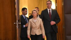 Ursula fon der Lajen, Aleksandar Vučić