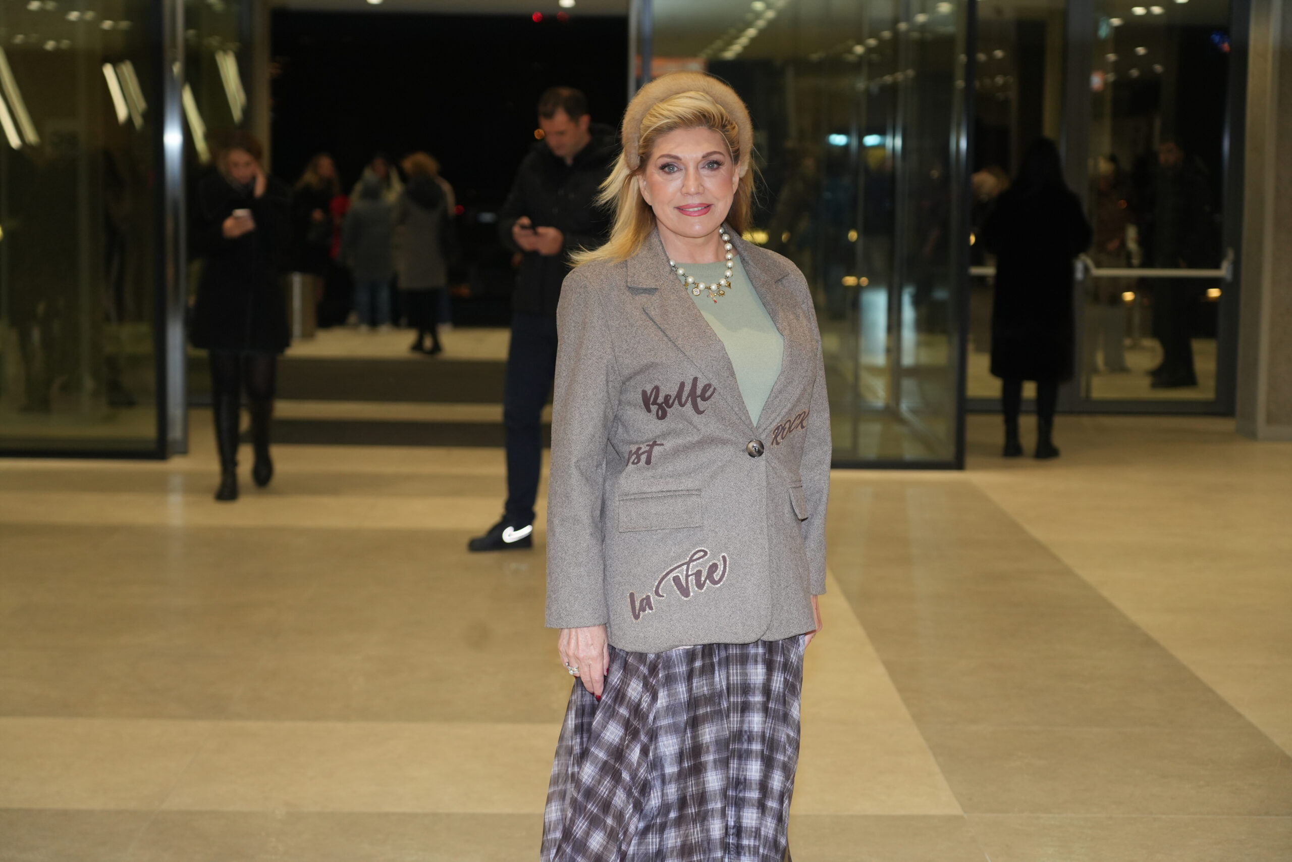 "Ne mogu da kažem da me vole": Suzana Mančić otvoreno o odnosu sa ćerkama svog supruga