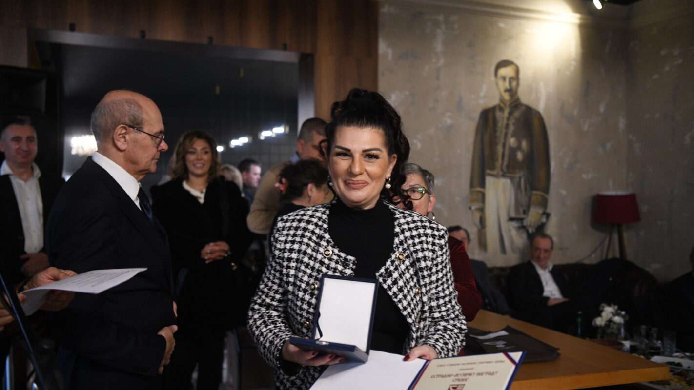 „Staromodna sam, ne znam ni Instagram do kraja da koristim“: Sanja Maletić o šoubiznisu danas