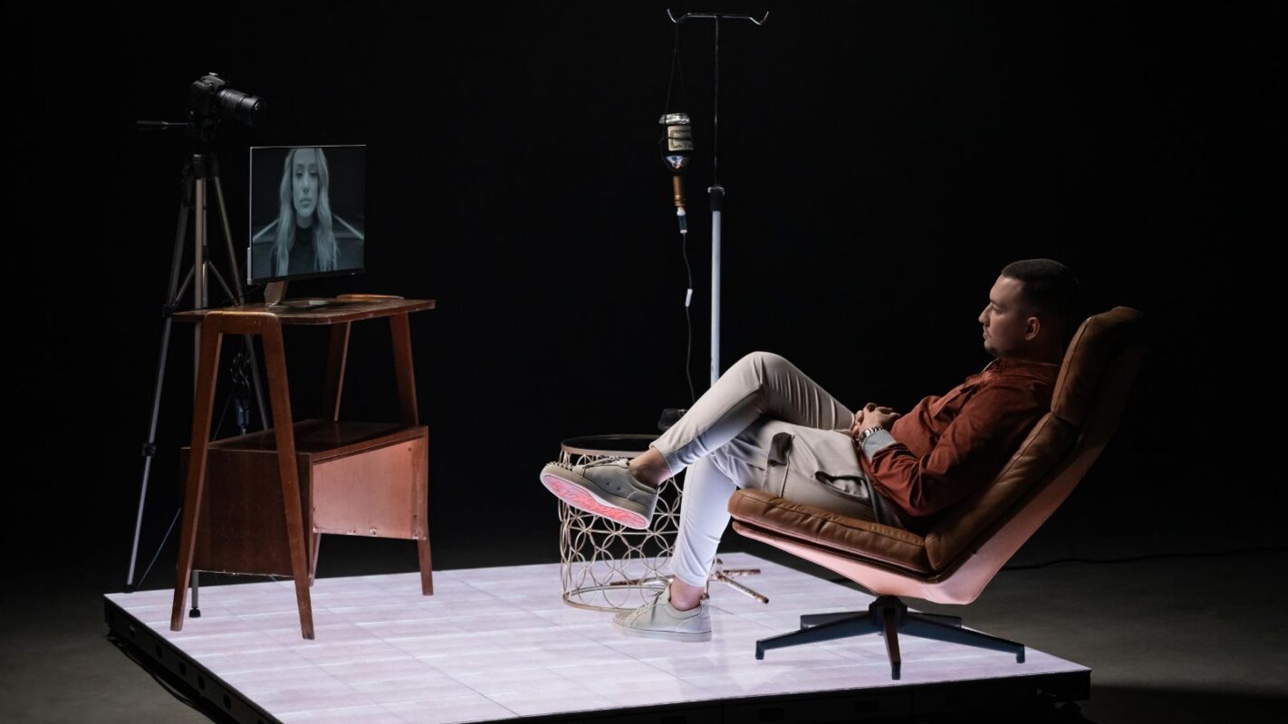 Uroš Živković objavio nove pesme, pa završio na infuziji viskijem