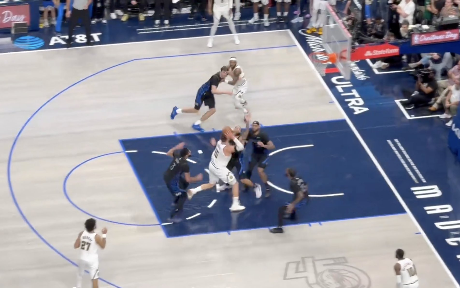 VIDEO Jokić u drami "izmislio" šut za pobedu: Pogledajte sekunde o kojima bruji NBA liga nakon ludog kraja