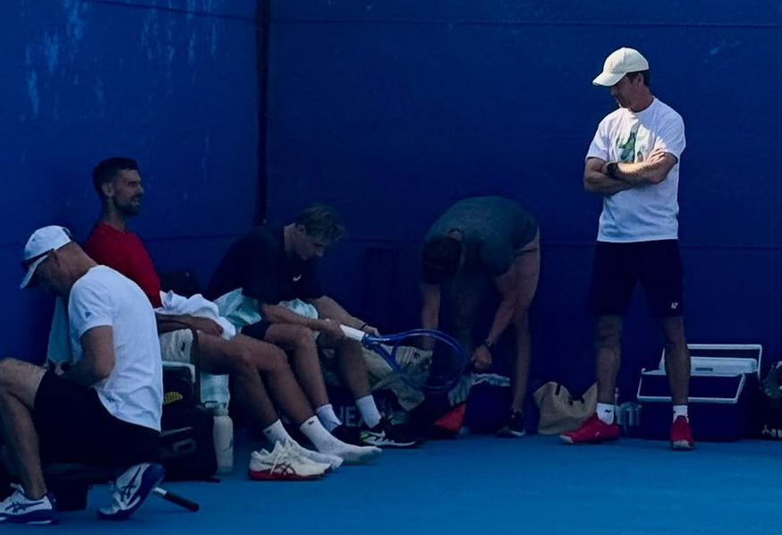 VIDEO Šta Novak radi u Dubaiju: Između sastanaka, dodele nagrada i sponzora je fokus na tenisu