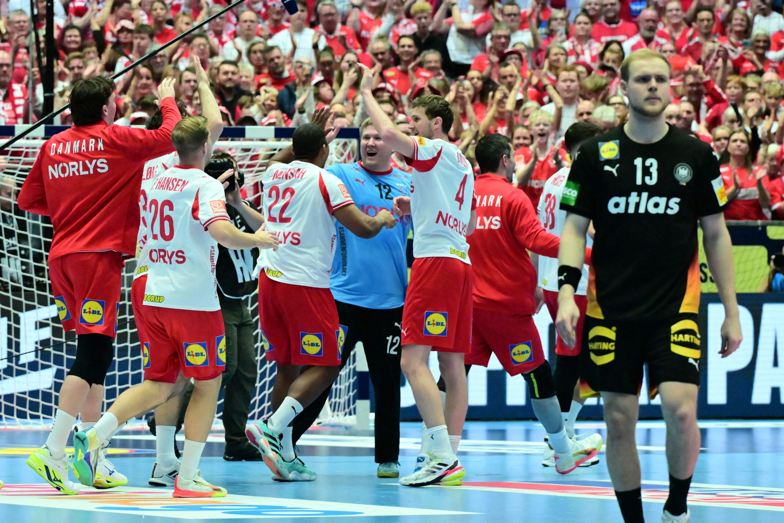 Sjajan rukomet na Evropskom prvenstvu, Danska u polufinalu Kép